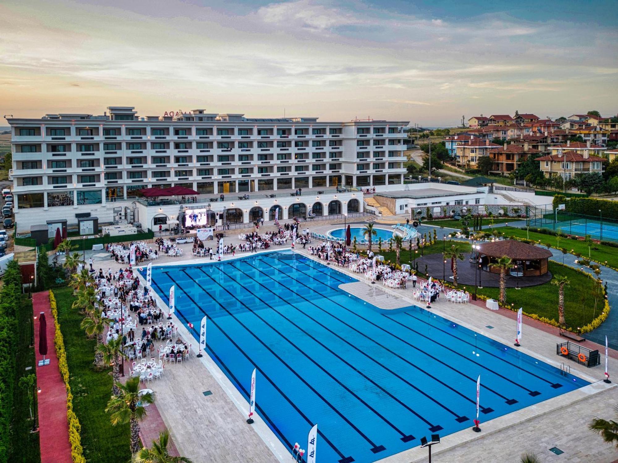 Hotel Ramada Plaza By Wyndham Silivri Exteriér fotografie