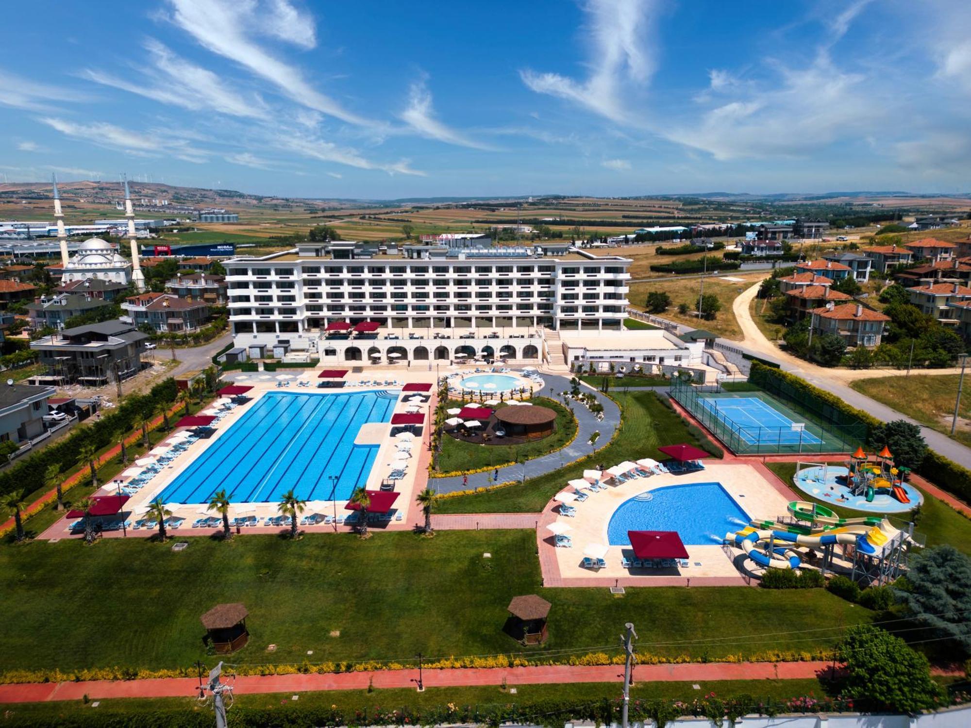 Hotel Ramada Plaza By Wyndham Silivri Exteriér fotografie