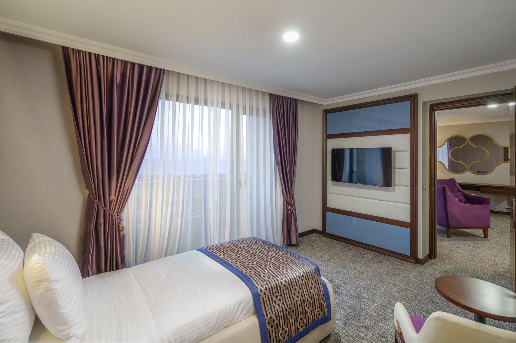 Hotel Ramada Plaza By Wyndham Silivri Exteriér fotografie
